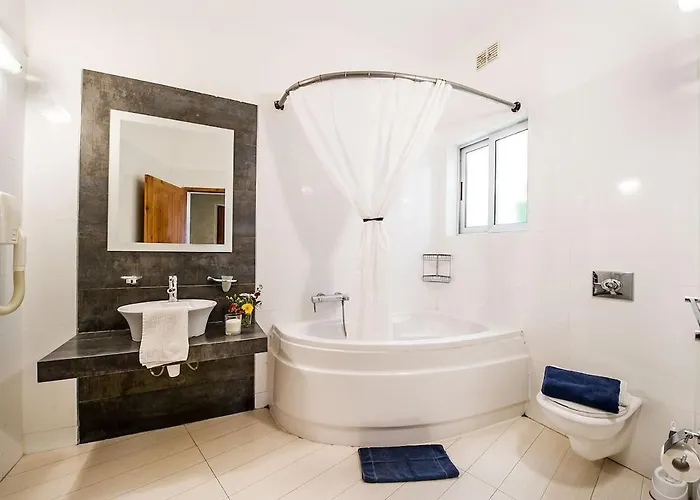 The Arches Séjour à la campagne Kerċem