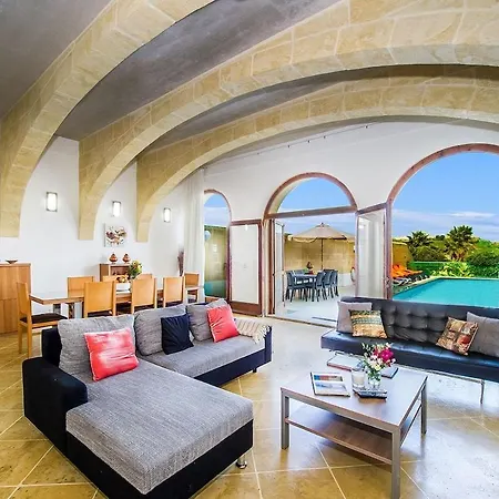 The Arches Kercem