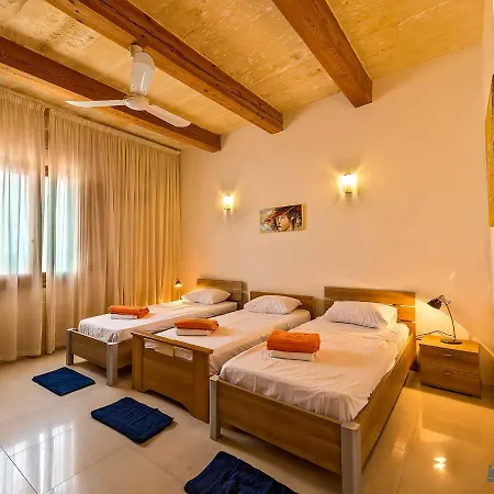 The Arches Holiday Country house Kercem